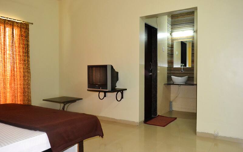 Hotel Neelayam Garden, Pune 3